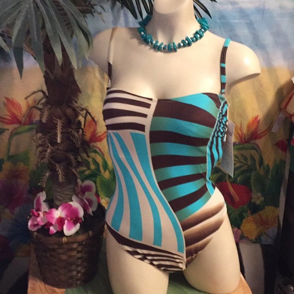 Women's ClubdelSol 1 Pc Bandeau Swimsuit